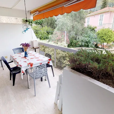 2p A Avec Piscine, Terrasse, Parking Et Proche Plages - Fr-1-196-194